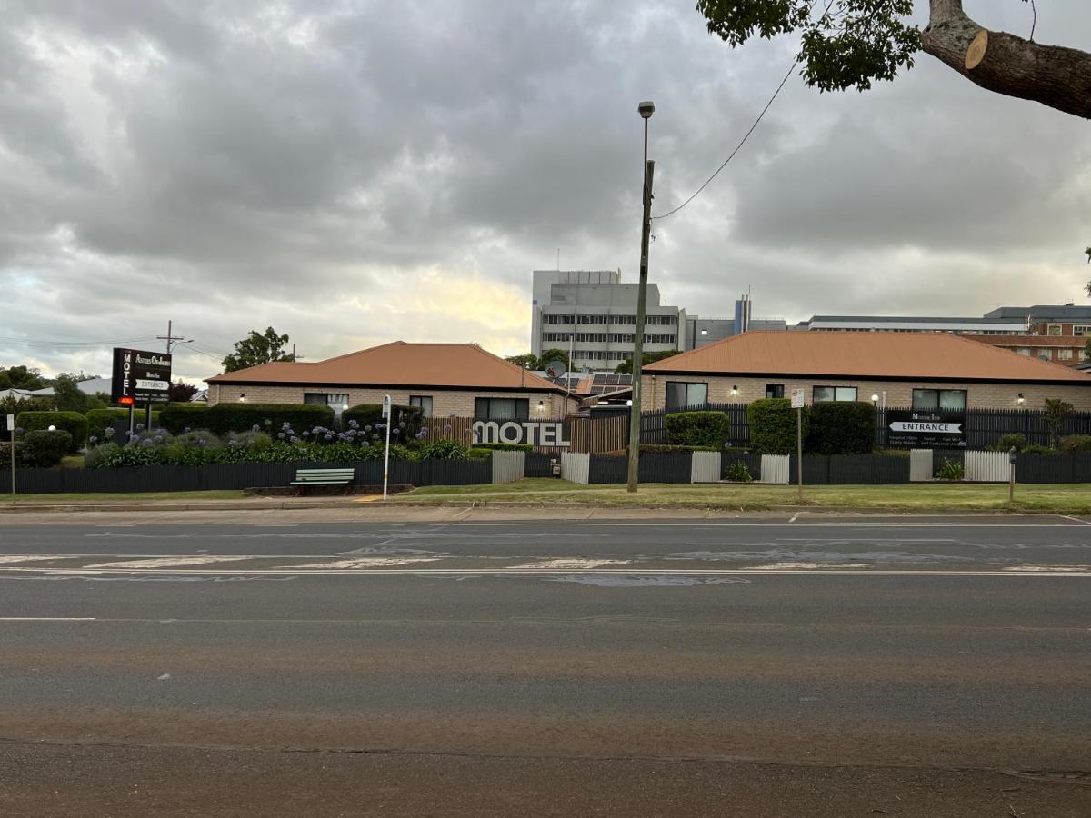 Asters On James Motor Inn Toowoomba Eksteriør billede