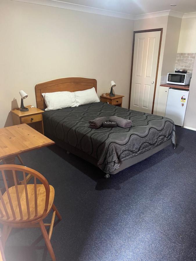 Asters On James Motor Inn Toowoomba Eksteriør billede